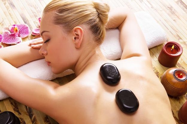Reasons to Consider Hot Stone Massage