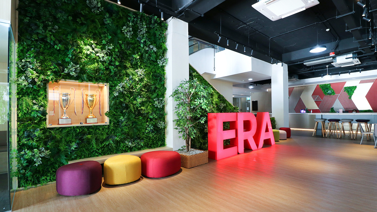 Plush by ERA Wins Luxury Lifestyle Awards as Best Luxury Real Estate Brokerage in Singapore
